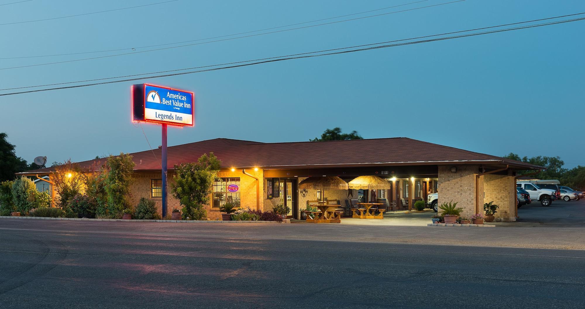 Americas Best Value Inn - Legend'S Inn Junction Bagian luar foto